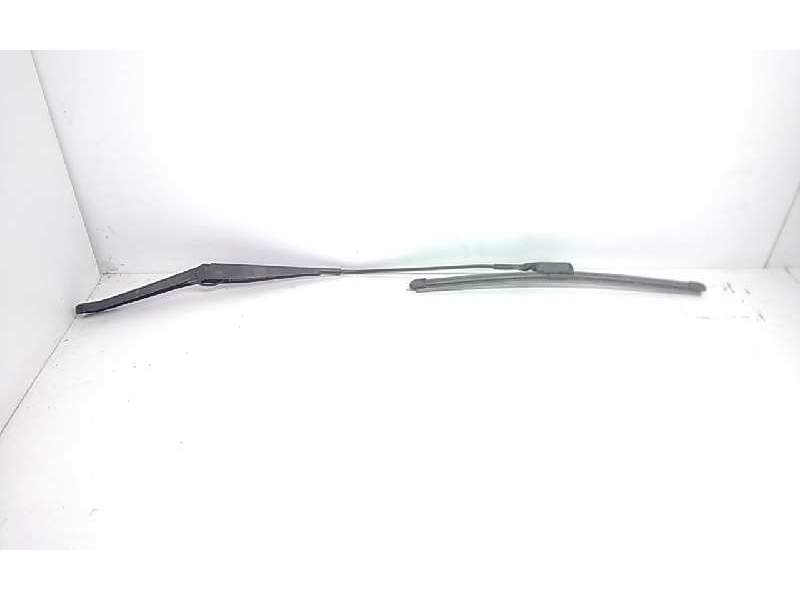 Recambio de brazo limpia delantero derecho para ford kuga (cbv) 2.0 tdci cat referencia OEM IAM   