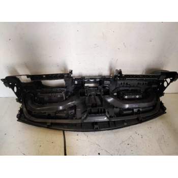 Recambio de salpicadero para nissan nv400 pritsche doppelkabine 2.3 dci diesel cat referencia OEM IAM   