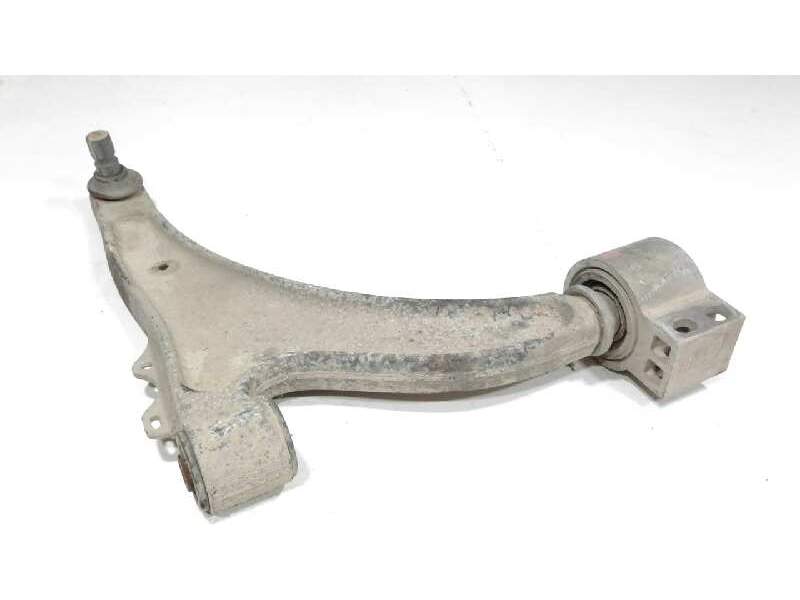 Recambio de brazo suspension inferior delantero derecho para opel insignia berlina sport 4x4 referencia OEM IAM   