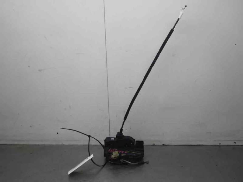 Recambio de cerradura puerta delantera izquierda para opel insignia berlina sport 4x4 referencia OEM IAM   