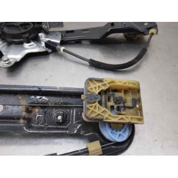 Recambio de elevalunas delantero izquierdo para opel insignia berlina sport 4x4 referencia OEM IAM   
