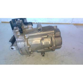 Recambio de compresor aire acondicionado para renault captur ii (hf_) e-tech 160 referencia OEM IAM 926000464R  