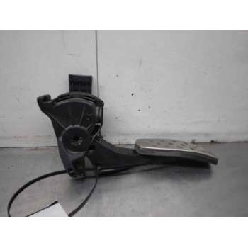 Recambio de pedal acelerador para opel insignia berlina sport 4x4 referencia OEM IAM 13237352  