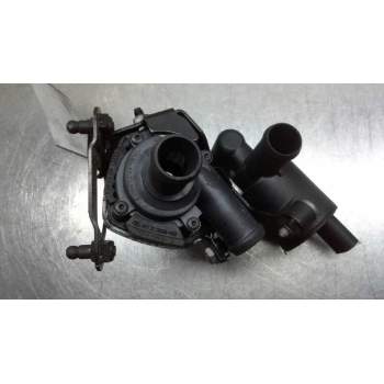 Recambio de bomba agua electrica para audi a6 avant (4g5) 2.0 tdi referencia OEM IAM 6323004232  