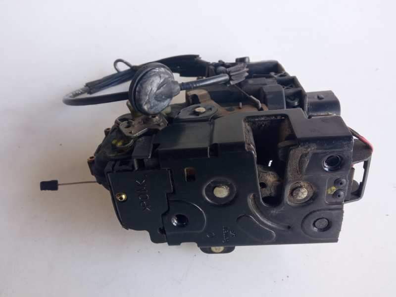 Recambio de cerradura puerta delantera izquierda para volkswagen passat berlina (3b2) comfortline referencia OEM IAM 3B0885737EF