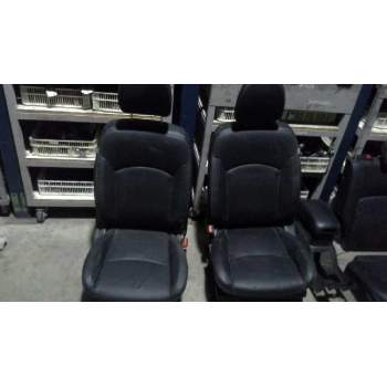 Recambio de juego asientos completo para mitsubishi asx (ga0w) kaiteki 4wd referencia OEM IAM 6901B956XA 6901B955XA 
