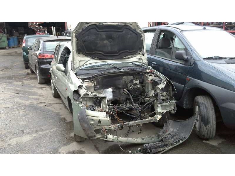 renault clio ii fase ii (b/cb0) del año 2001