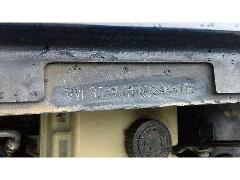 peugeot partner (s1) del año 2001