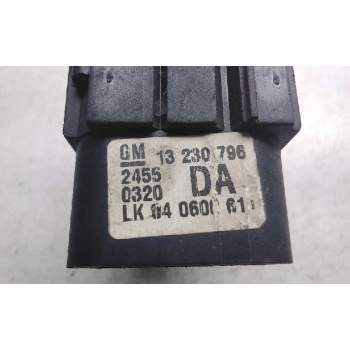 Recambio de mando luces para opel astra h ber. 1.7 16v cdti referencia OEM IAM 13230796DA 24550320 