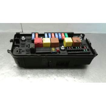 Recambio de caja fusibles para opel vectra c berlina club referencia OEM IAM 519066005  