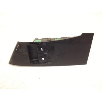 MANDO ELEVALUNAS DELANTERO IZQUIERDO 13305978 
