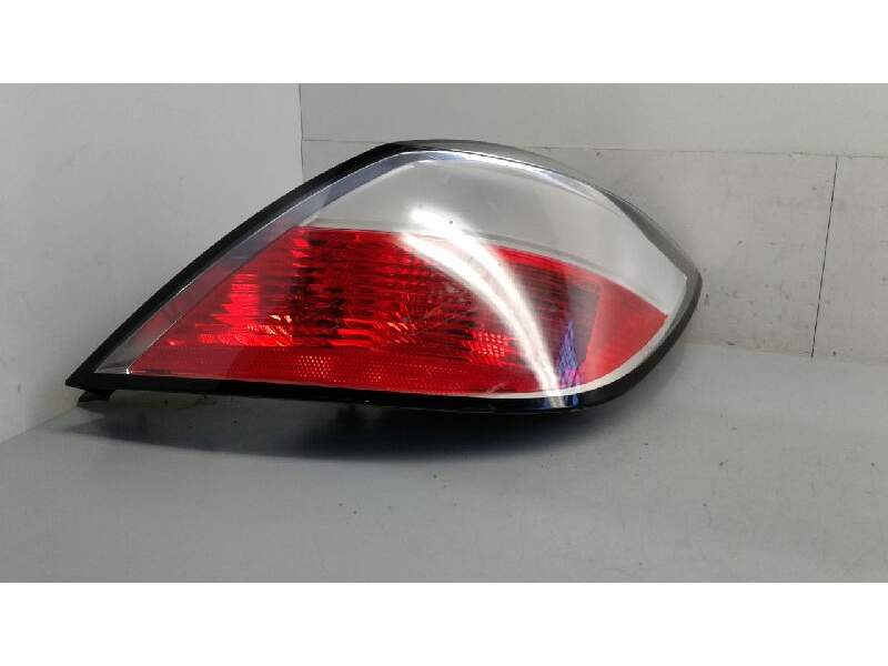 Recambio de piloto trasero derecho para opel astra h berlina cosmo referencia OEM IAM 24451837 00865302 