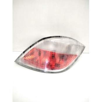 Recambio de piloto trasero derecho para opel astra h berlina cosmo referencia OEM IAM 24451837 00865302 