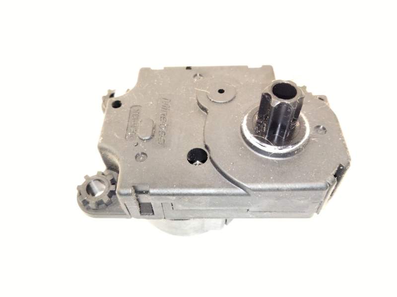 Recambio de motor de trampillas para opel astra k sports tourer excellence referencia OEM IAM HAD12004A  