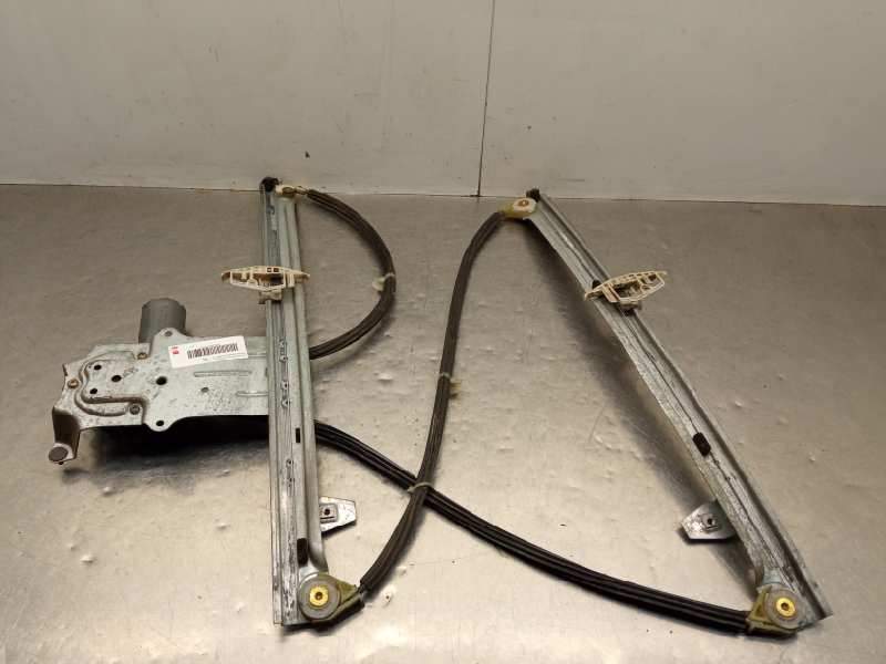 Recambio de elevalunas delantero derecho para citroën xsara picasso 1.6 referencia OEM IAM 0130821900  