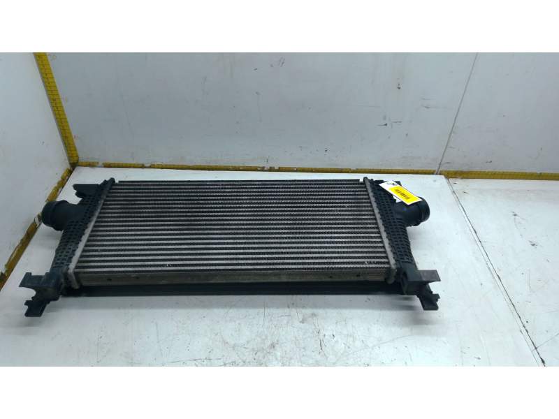 Recambio de intercooler para opel astra j (p10) 1.7 cdti (68) referencia OEM IAM 13267647  