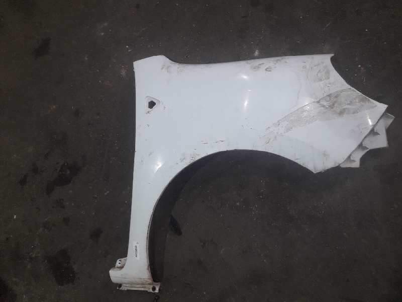 Recambio de aleta delantera derecha para renault kangoo (f/kc0) alize referencia OEM IAM 7751718632  