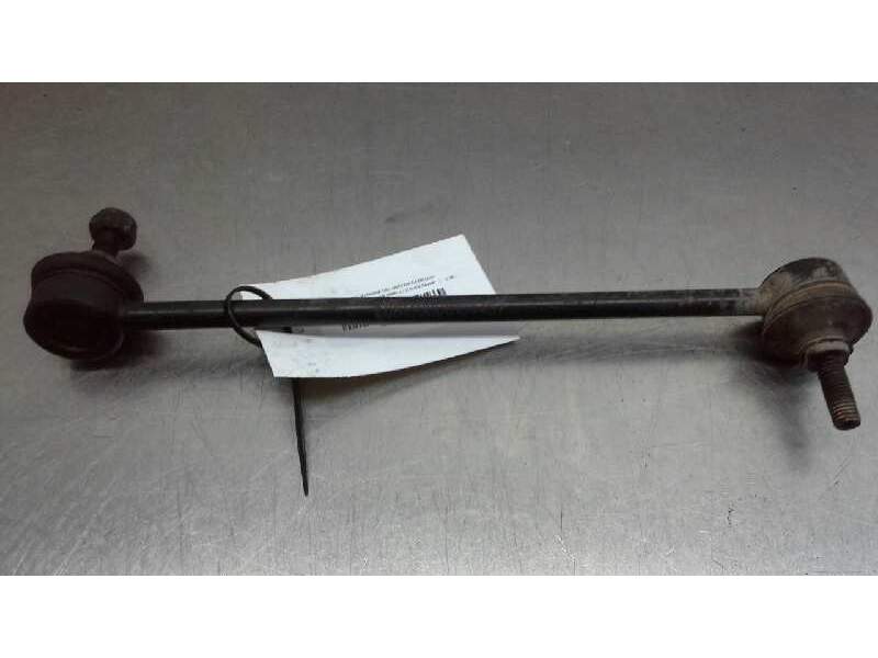 Recambio de bieleta estabilizadora delantera derecha para nissan primastar (x..) 2.0 dci diesel referencia OEM IAM   