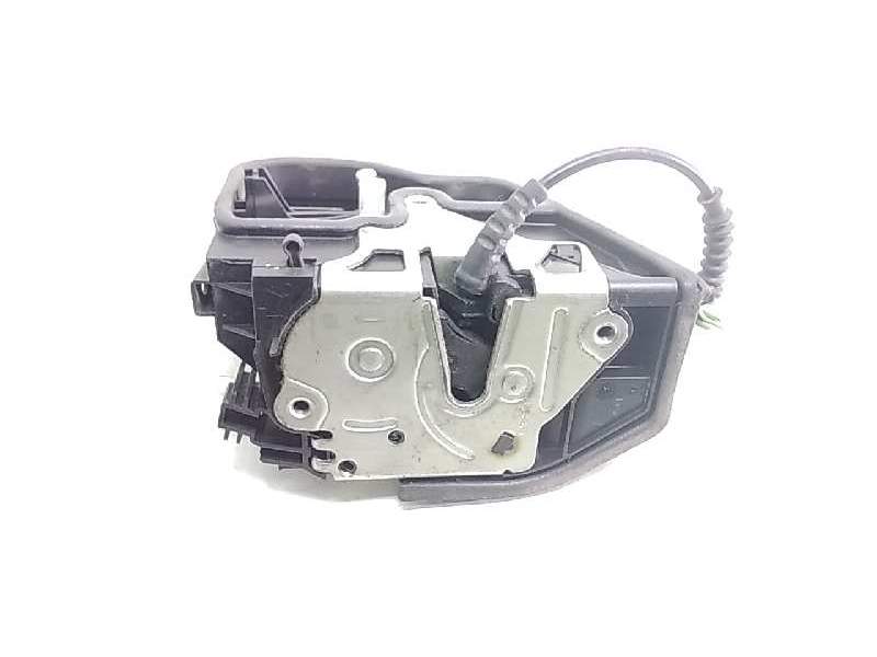 Recambio de cerradura puerta trasera derecha para bmw serie 5 berlina (e60) 530d referencia OEM IAM 7202148  