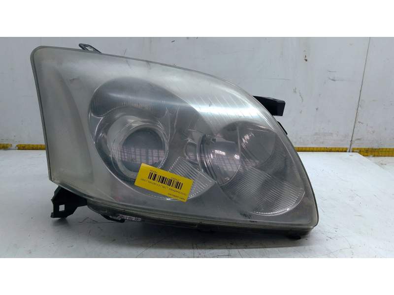 Recambio de faro derecho para toyota avensis (_t25_) 2.0 (azt250_) referencia OEM IAM 8113005190  