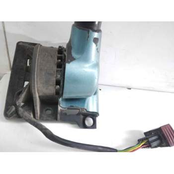 Recambio de retrovisor izquierdo para renault premium route 2006 fas 4x2 larga distancia referencia OEM IAM   
