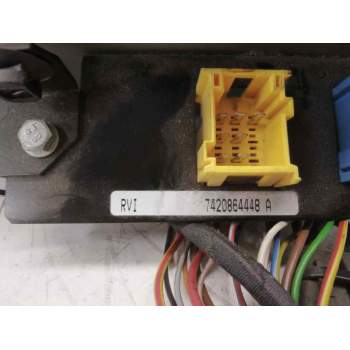 Recambio de calefaccion autonoma para renault premium route 2006 fas 4x2 larga distancia referencia OEM IAM 9013319B  