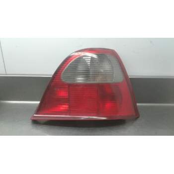 PILOTO TRASERO DERECHO F00IA02R028102 