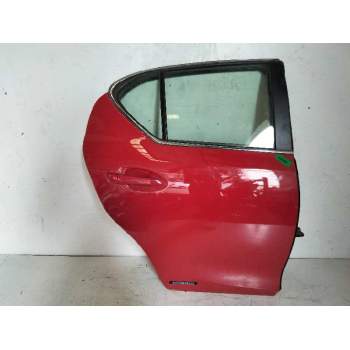 Recambio de puerta trasera derecha para lexus ct 200h referencia OEM IAM 6711376010  