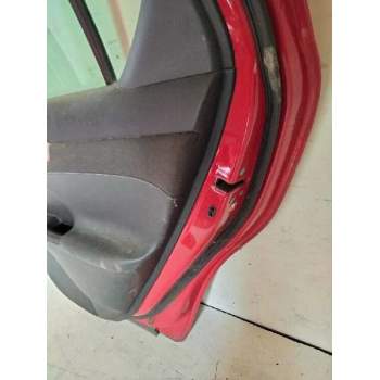 Recambio de puerta trasera derecha para lexus ct 200h referencia OEM IAM 6711376010  