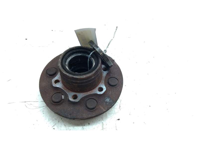 Recambio de buje delantero derecho para mitsubishi galloper (jk-01) 2.5 td intercooler referencia OEM IAM   