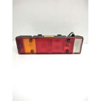 Recambio de piloto trasero derecho para scania 4 - series 94 l/260 referencia OEM IAM 1371978 1352746 