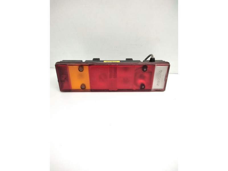 Recambio de piloto trasero derecho para scania 4 - series 94 l/260 referencia OEM IAM 1371978 1352746 