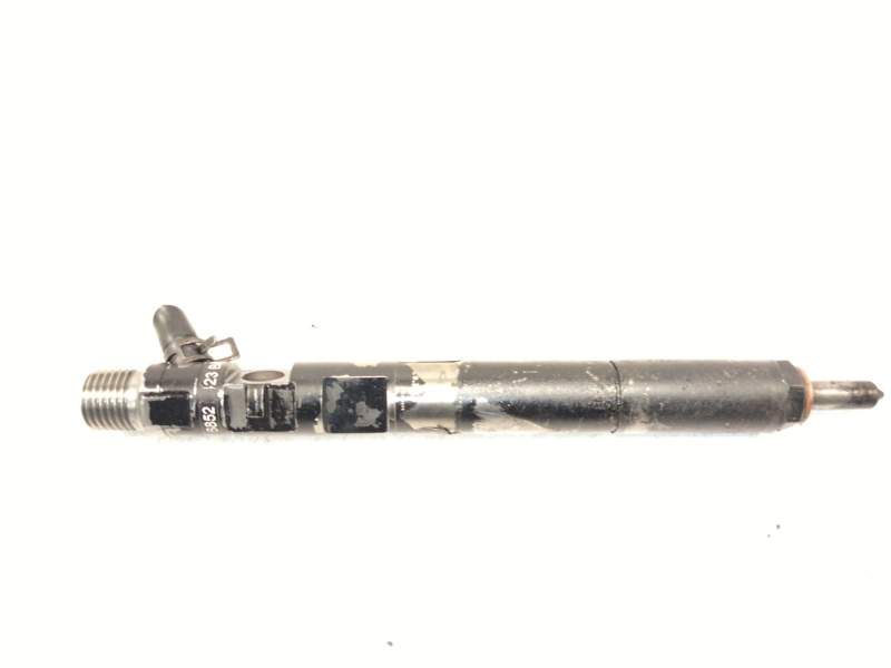 Recambio de inyector para kia carnival i (up, fl) 2.9 tdi referencia OEM IAM EJBR02801  