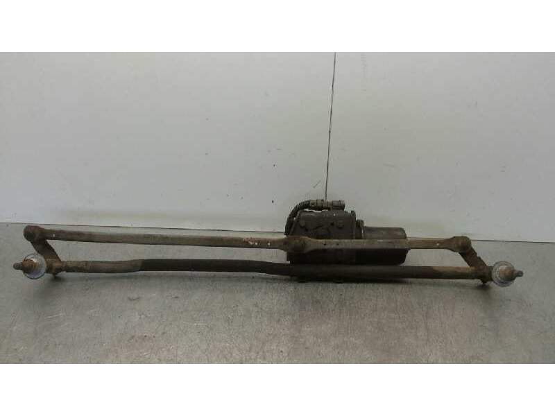Recambio de motor limpia delantero para iveco daily combi 35 - s 12 combi referencia OEM IAM   