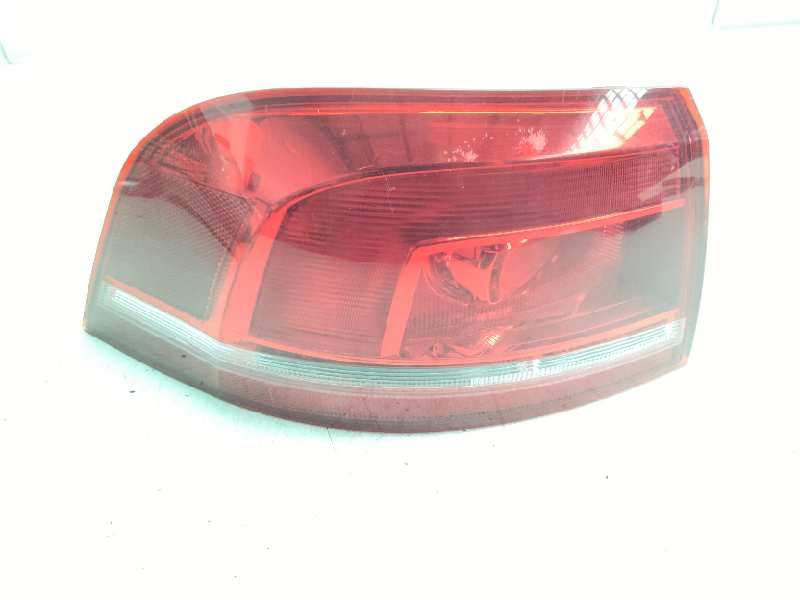 Recambio de piloto trasero izquierdo para volkswagen passat variant (365) 1.6 tdi dpf referencia OEM IAM TYC 11C484  