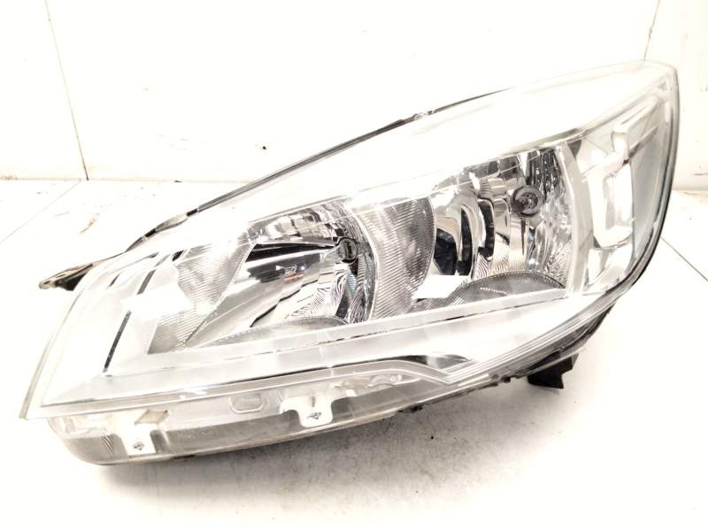 Recambio de faro izquierdo para ford kuga ii (dm2) 2.0 tdci referencia OEM IAM 90046832  
