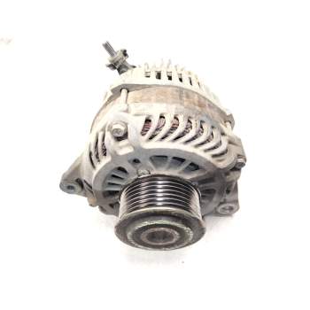 Recambio de alternador para nissan pathfinder iii (r51) 2.5 dci referencia OEM IAM 23100EB315  