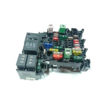 Recambio de caja fusibles para volkswagen golf vii lim. sport by r-line bluemotion referencia OEM IAM 4H0951253C  