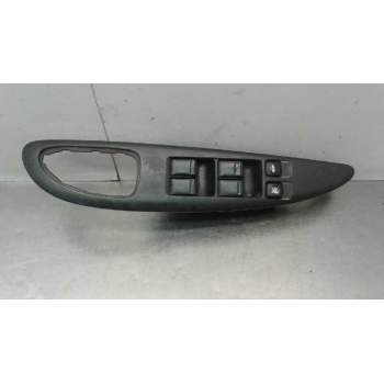 Recambio de mando elevalunas delantero izquierdo para nissan primera berlina (p12) acenta referencia OEM IAM   