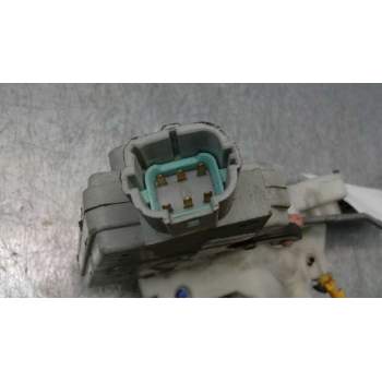 Recambio de cerradura puerta delantera izquierda para nissan primera berlina (p11) se referencia OEM IAM 805032F010  