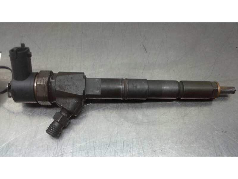 Recambio de inyector para opel insignia sports tourer cosmo referencia OEM IAM   