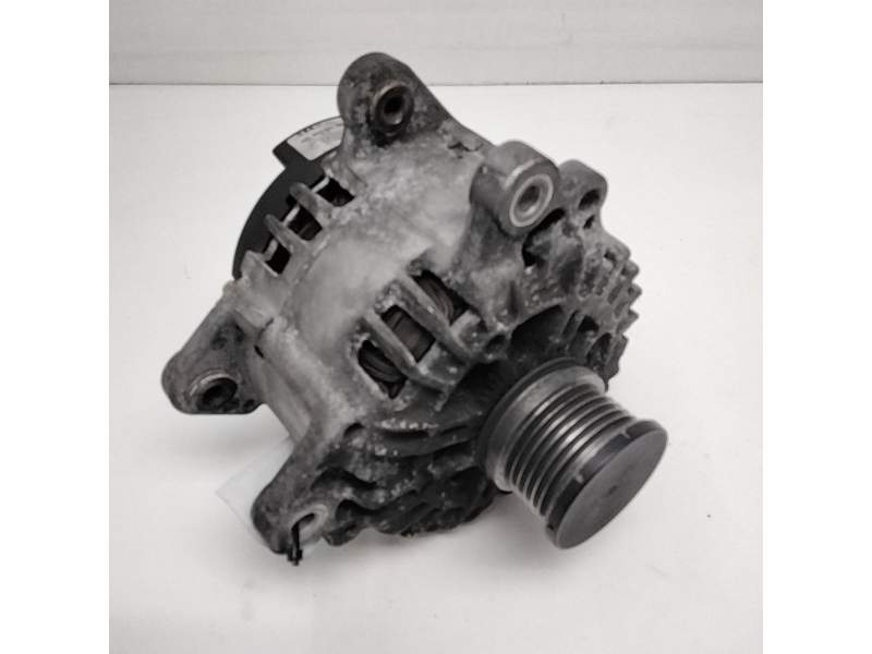 Recambio de alternador para volkswagen t5 transporter (7e) 2.0 tdi referencia OEM IAM 03L903024  