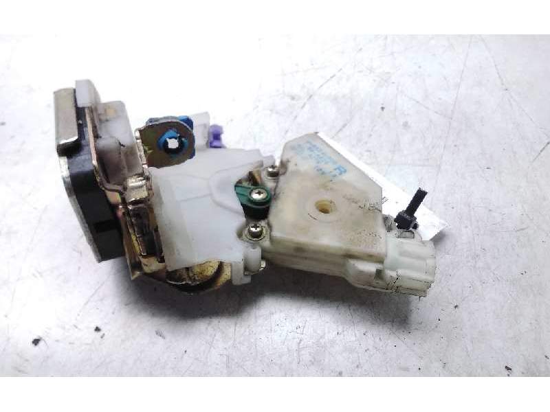 Recambio de cerradura puerta trasera derecha para nissan x-trail (t30) comfort referencia OEM IAM 805524U300  