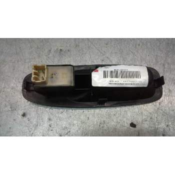 Recambio de mando elevalunas delantero derecho para hyundai accent (lc) gls referencia OEM IAM 9358025000YN  