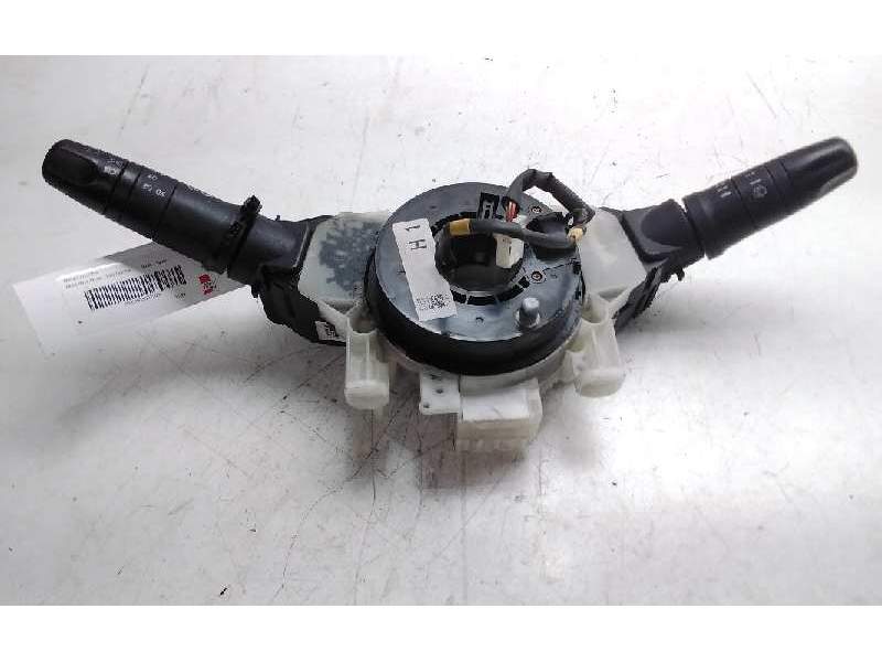 Recambio de mando multifuncion para nissan x-trail (t30) comfort referencia OEM IAM 255608H905 3326 