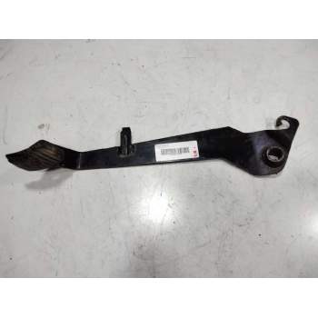 PEDAL EMBRAGUE 
