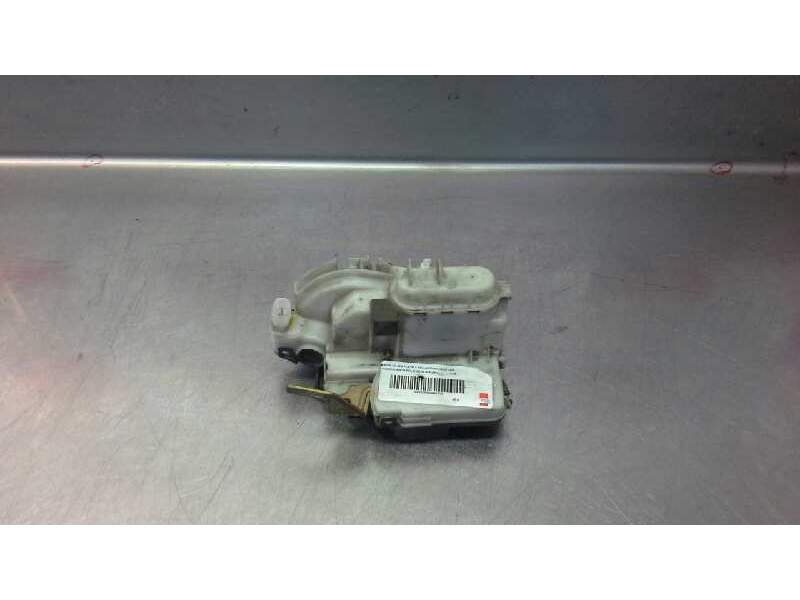 Recambio de cerradura puerta delantera derecha para volkswagen polo berlina (6n1) referencia OEM IAM   