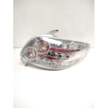 Recambio de piloto trasero derecho para peugeot 206 berlina xr referencia OEM IAM 601206B  