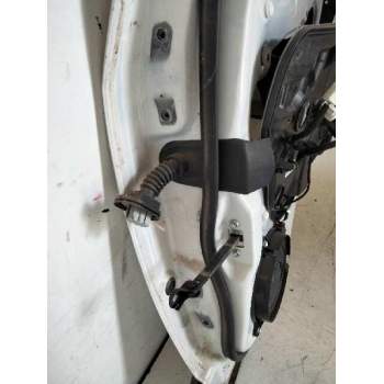 Recambio de puerta trasera derecha para mazda cx-3 evolution referencia OEM IAM DKY07202XC  
