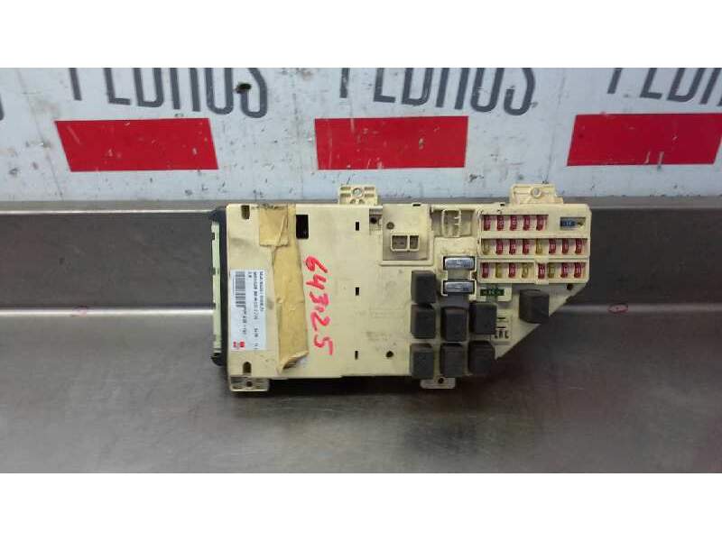 Recambio de caja fusibles para chrysler 300 m (lr) 2.7 v6 referencia OEM IAM P04602282AG  